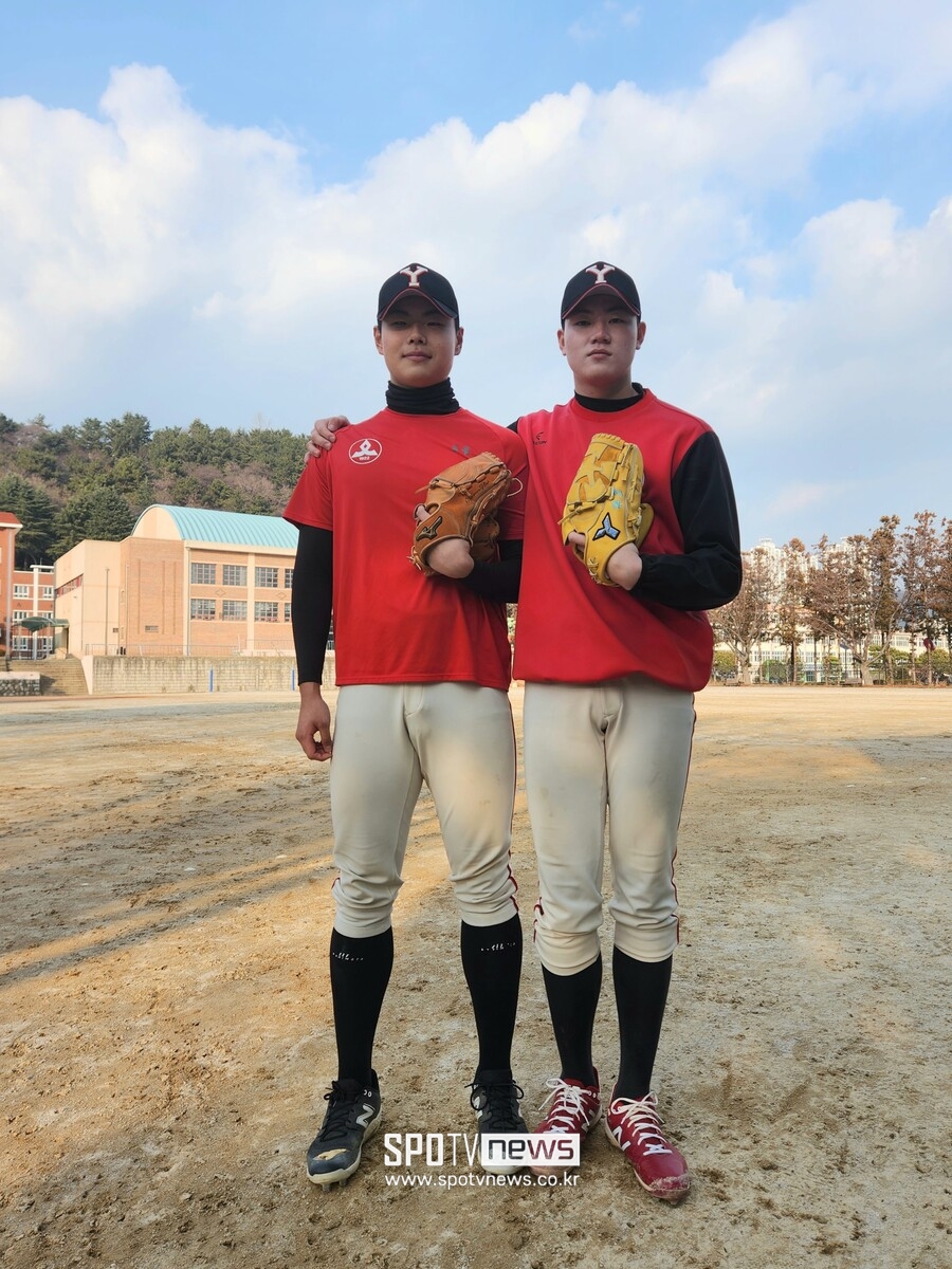 160km? A restraint challenge that no one can break The dream of Jang  Hyun-seok, the biggest fish in high school < Baseball < 기사본문 - SPOTV