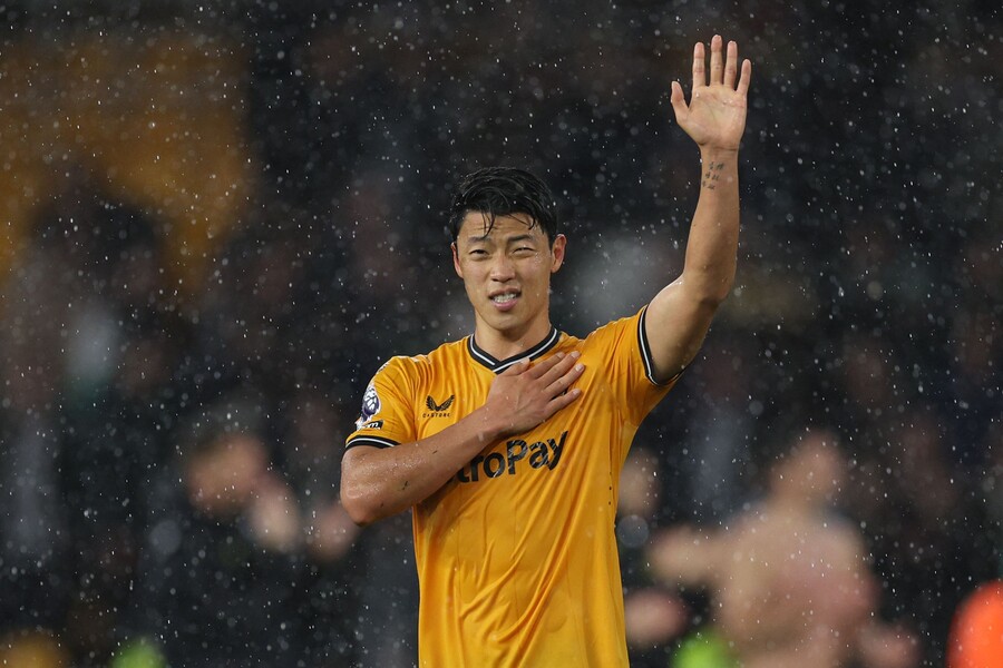 “An important player for the team”... Hwang Hee-chan&#39;s presence was acknowledged by the coach, and he responded with a team-high 7 goals. < World soccer < ???? - SPOTV